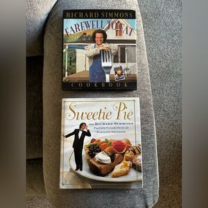 Lot of 2 Richard Simmons Cookbooks:Farewell to Fat & Sweetie Pie